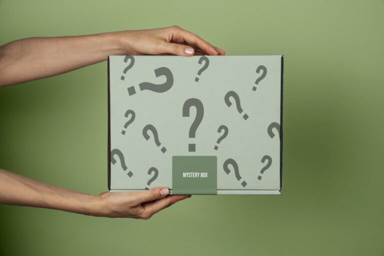 mystery-box-collage | HOVARLAY - Hovarlay mystery-box-collage | HOVARLAY