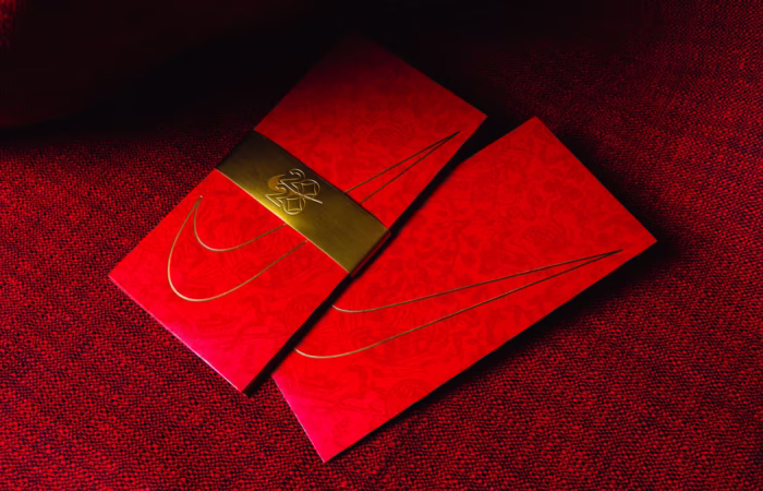 Luxury Red packet example LV | HOVARLAY